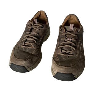 Merrell  canteen brown leather  shoes size 12 (SH10)